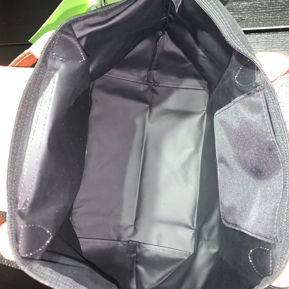 Longchamp medium size - Picture 11 of 13